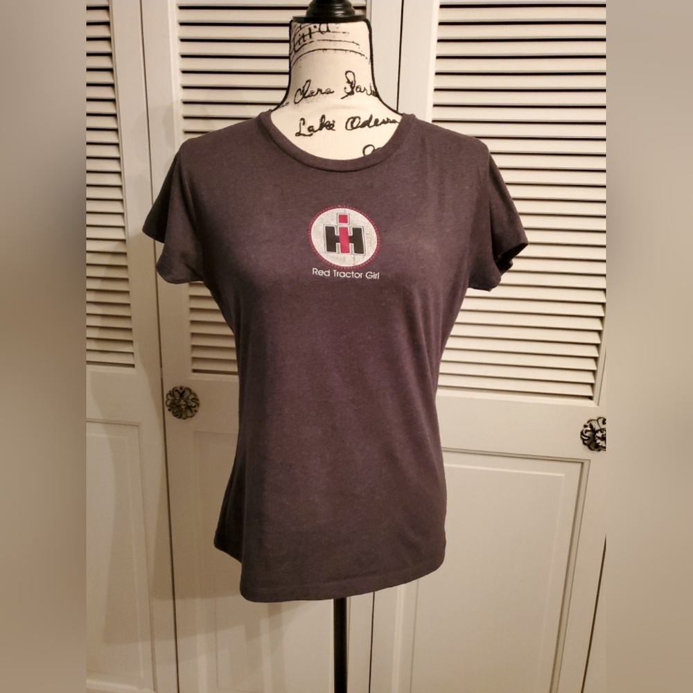 Women's International Harvester CaseIH Tee